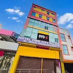 Hotel O Pink City Palace