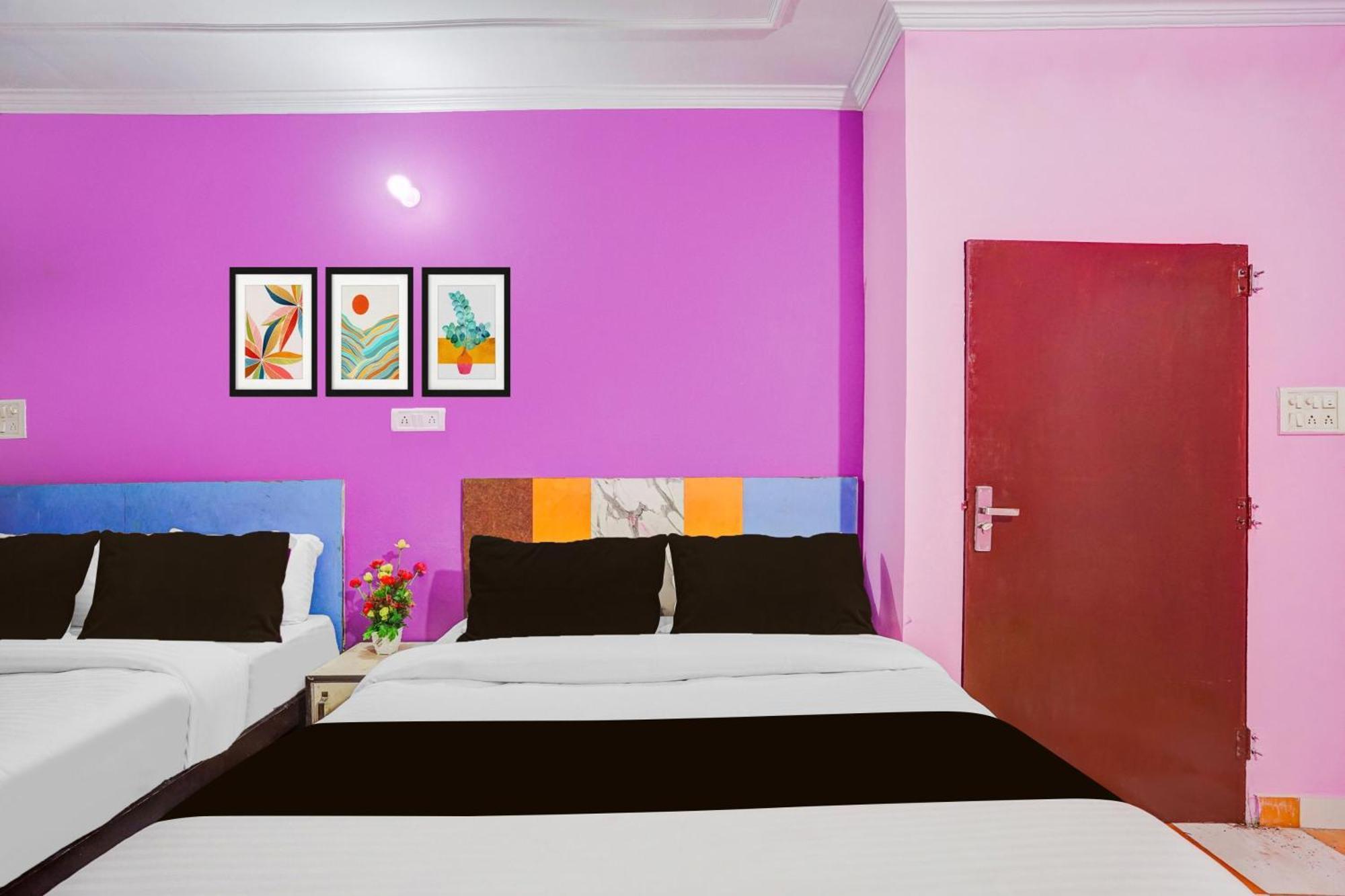 Hotel O Pink Palace Jaipur
